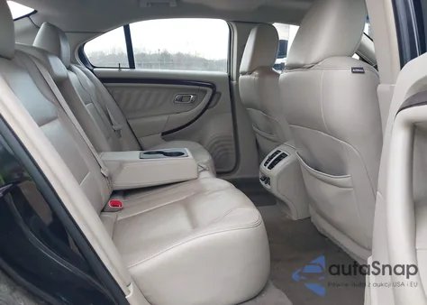 2010 Ford Taurus Limited z USA, uszkodzony, nr VIN 1FAHP2FW4AG166932